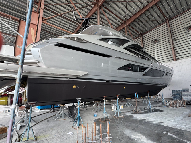 Stallion Yacht Photos Pics 