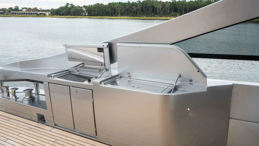 Stallion Yacht Photos Pics 