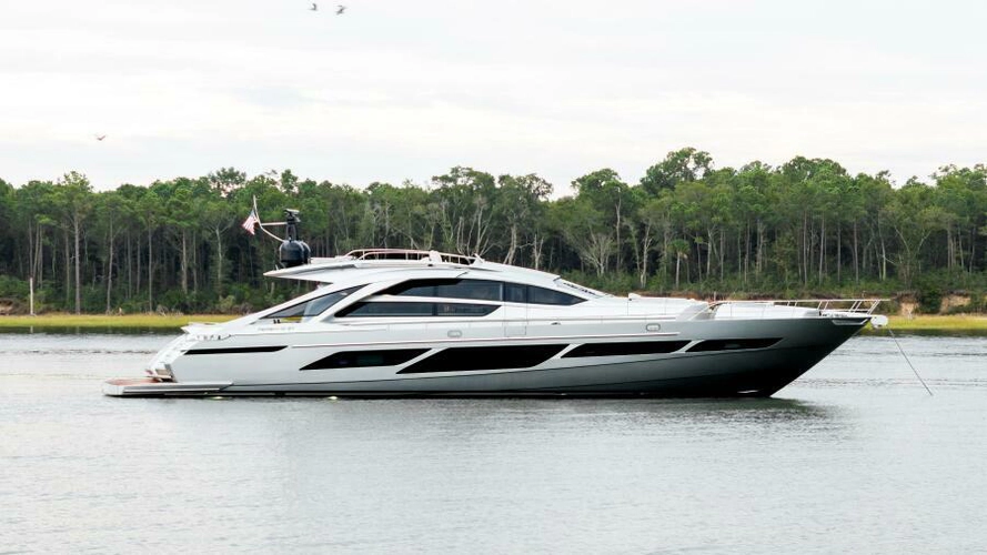 Stallion Yacht Photos Pics 