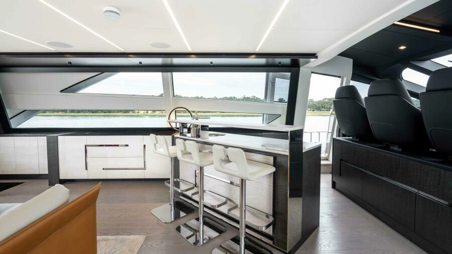Stallion Yacht Photos Pics 