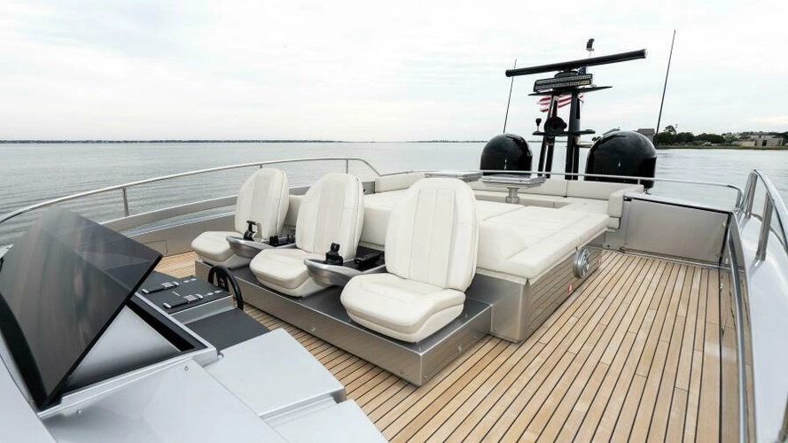 Stallion Yacht Photos Pics 