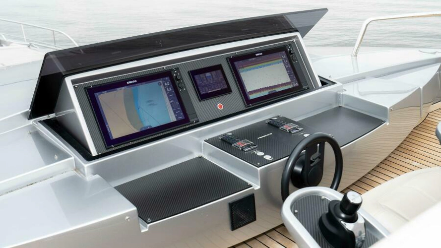 Stallion Yacht Photos Pics 