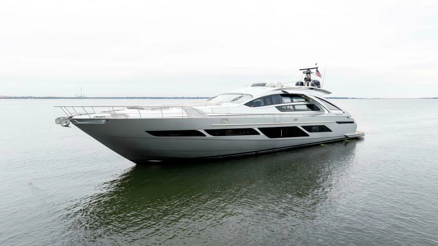 Stallion Yacht Photos Pics 