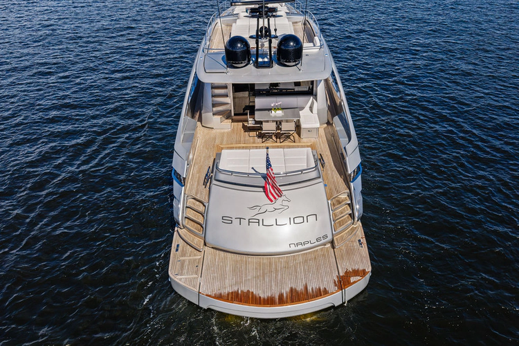 Stallion Yacht Photos Pics 