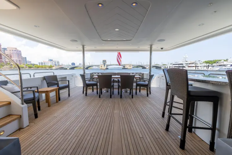 Seahawk Yacht Photos Pics 