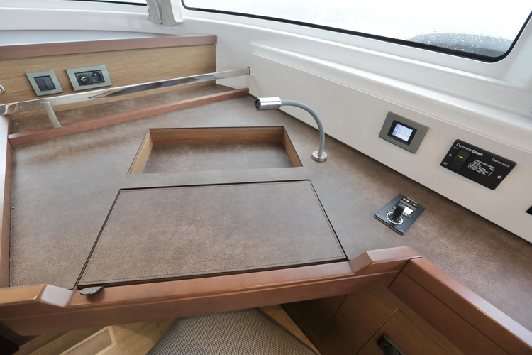 Babur Yacht Photos Pics 