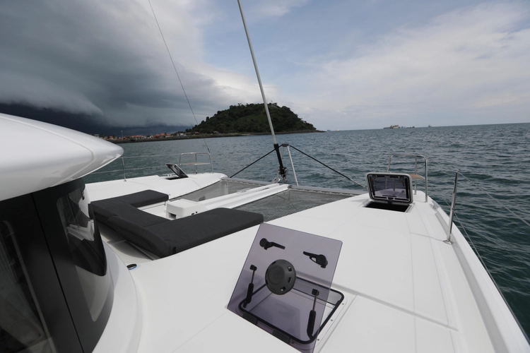 Babur Yacht Photos Pics 