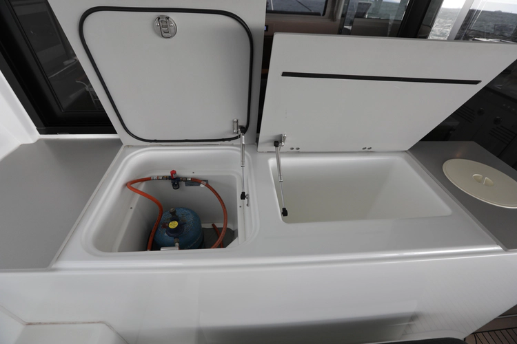 Babur Yacht Photos Pics 