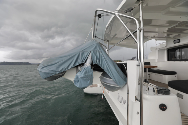 Babur Yacht Photos Pics 
