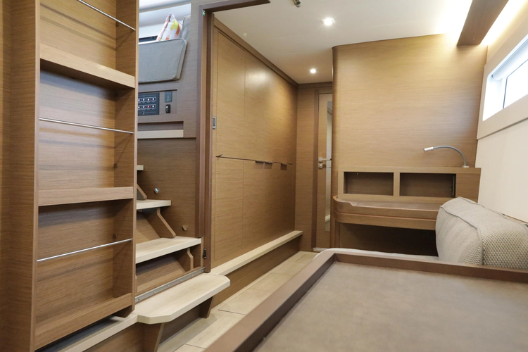 Babur Yacht Photos Pics 