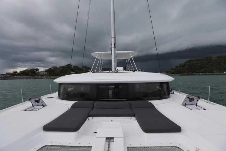 Babur Yacht Photos Pics 