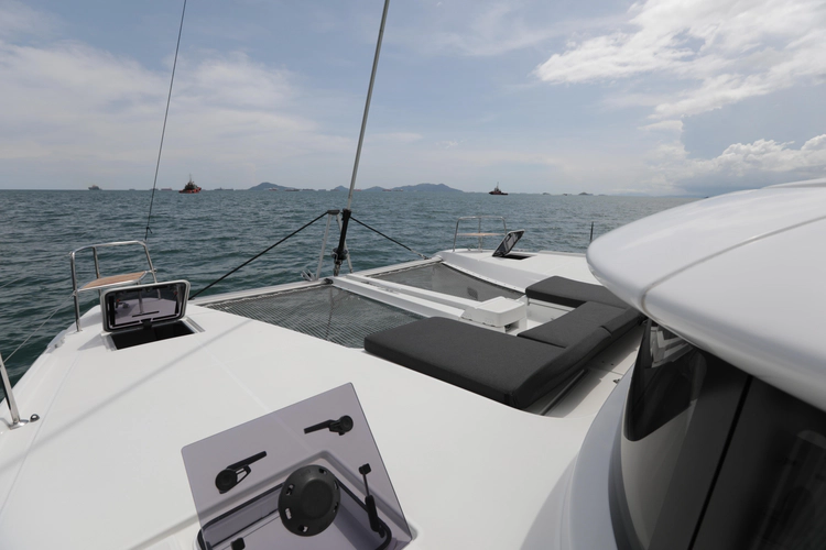 Babur Yacht Photos Pics 
