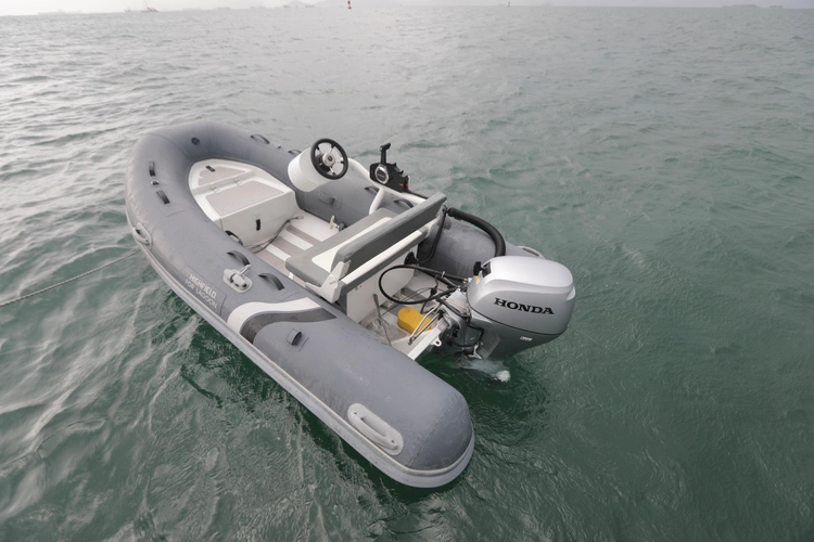 Babur Yacht Photos Pics 