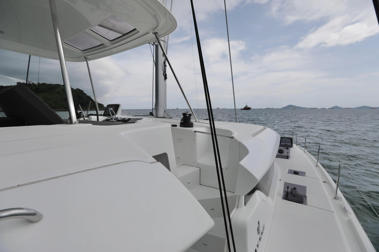 Babur Yacht Photos Pics 