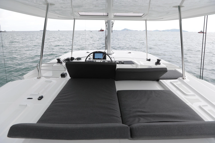 Babur Yacht Photos Pics 