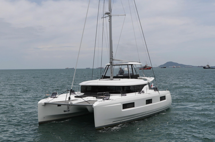 Babur Yacht Photos Pics 