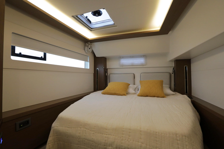 Babur Yacht Photos Pics 