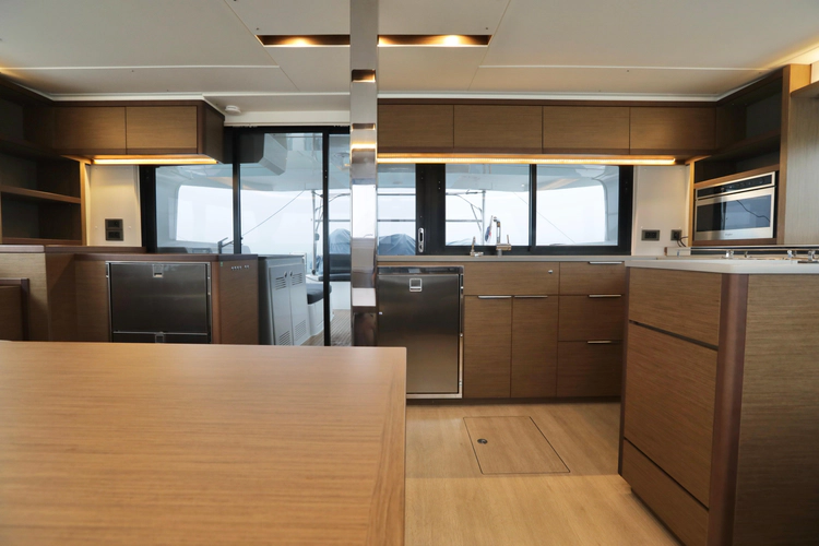 Babur Yacht Photos Pics 