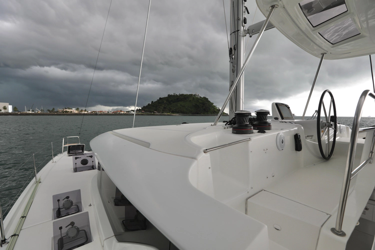 Babur Yacht Photos Pics 