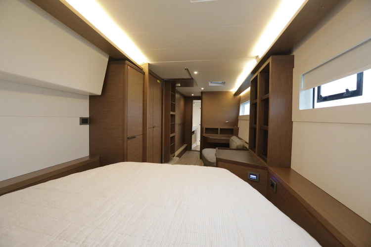Babur Yacht Photos Pics 