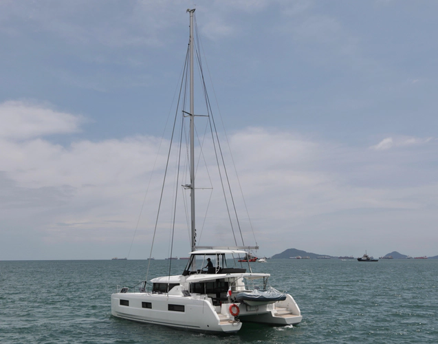 Babur Yacht Photos Pics 