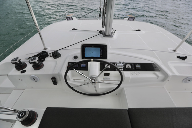 Babur Yacht Photos Pics 