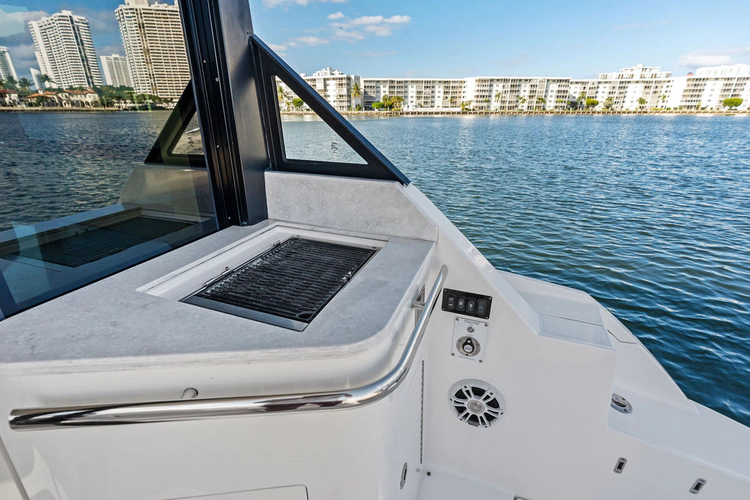 Treehouse Yacht Photos Pics 