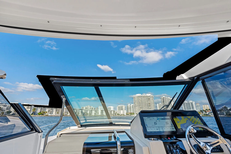 Treehouse Yacht Photos Pics 