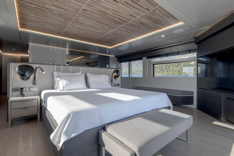 Numarine 32xp Yacht Photos Pics 