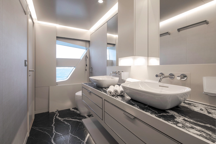 Numarine 32xp Yacht Photos Pics 