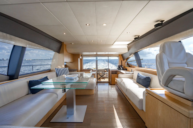 Amigos Yacht Photos Pics 