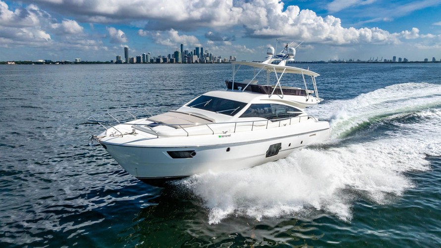 Amigos Yacht Photos Pics 