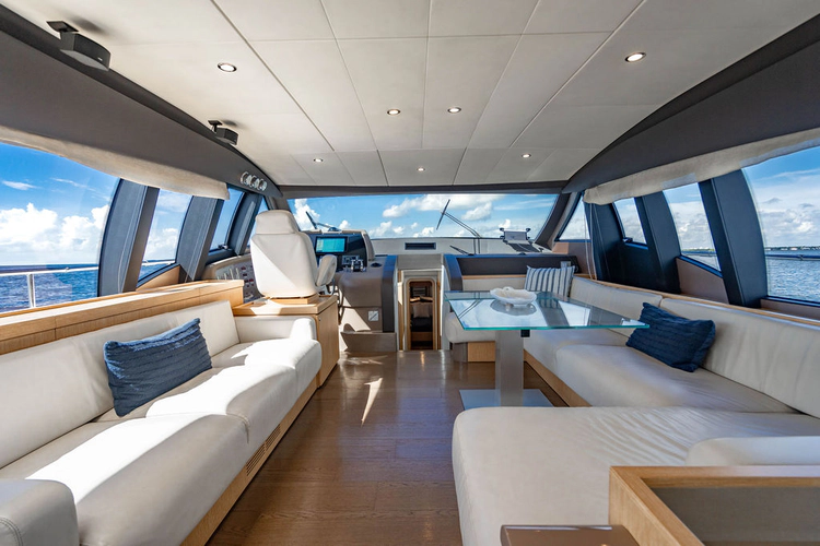 Amigos Yacht Photos Pics 