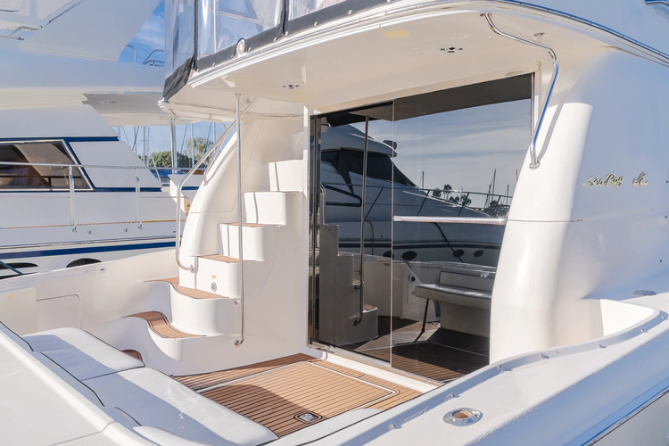 Oasis Yacht Photos Pics 