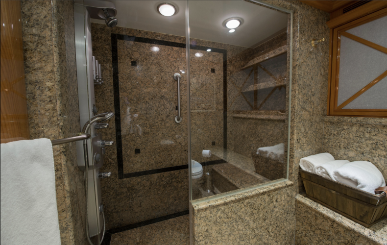 Footloose Yacht Photos Pics 