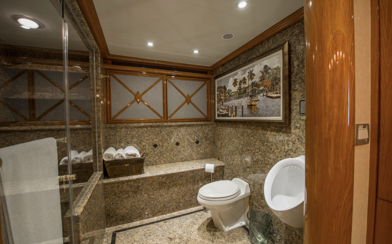 Footloose Yacht Photos Pics 