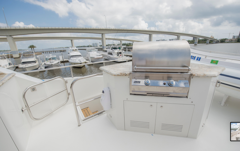 Footloose Yacht Photos Pics 