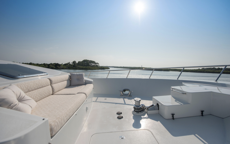 Footloose Yacht Photos Pics 