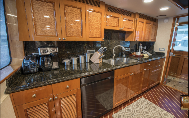 Footloose Yacht Photos Pics 