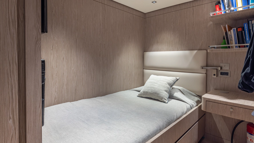 Gioia Yacht Photos Pics 