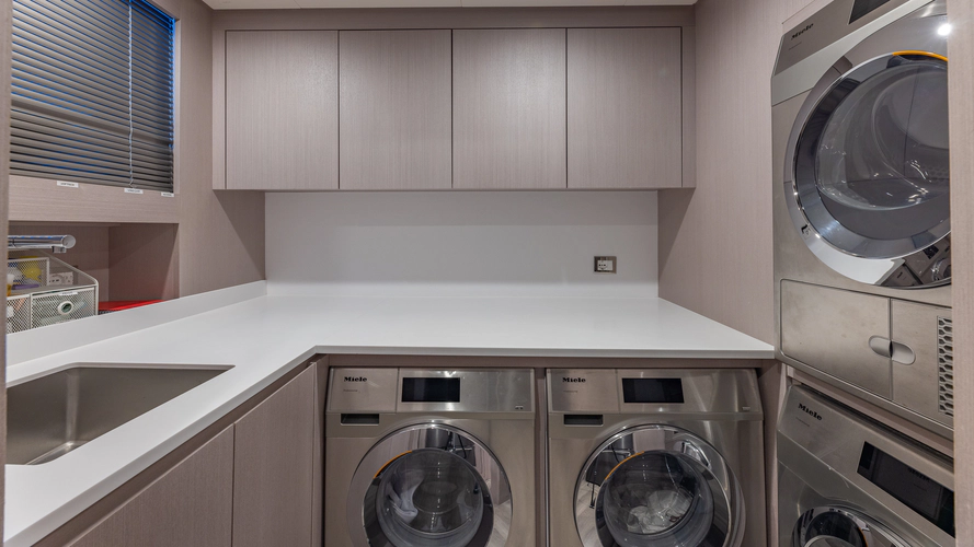 Gioia Yacht Photos Pics 