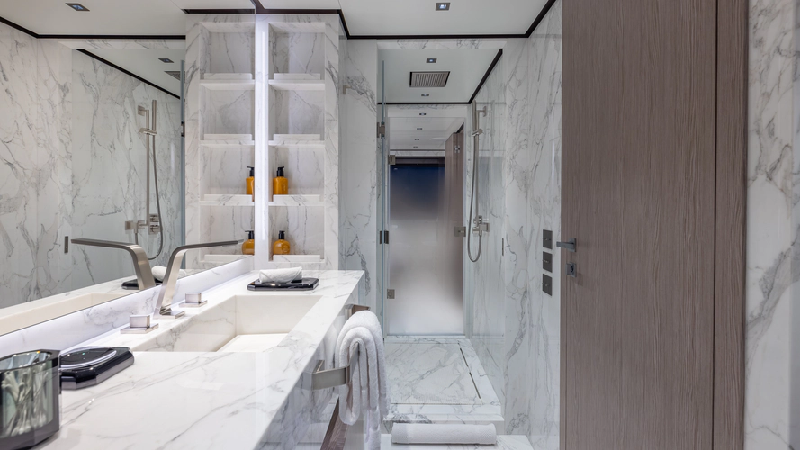 Gioia Yacht Photos Pics 