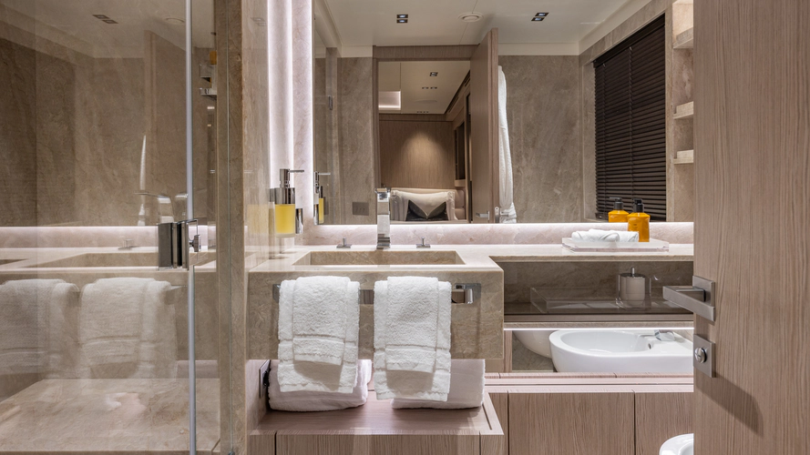 Gioia Yacht Photos Pics 