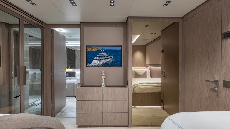 Gioia Yacht Photos Pics 