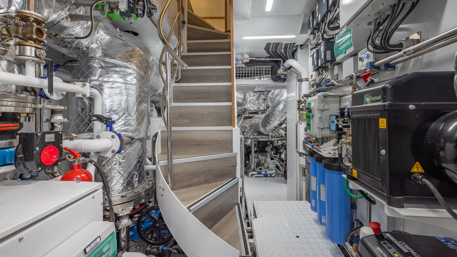 Gioia Yacht Photos Pics 