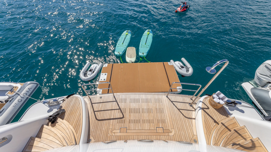 Gioia Yacht Photos Pics 