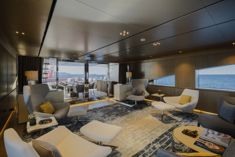 Flying Dagger III Yacht Photos Pics 