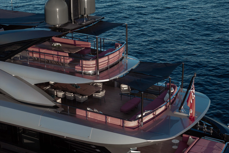 Flying Dagger III Yacht Photos Pics 