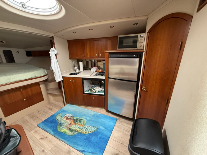 Honu Yacht Photos Pics 