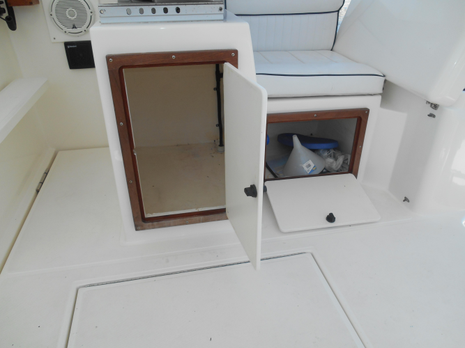 Mistress Yacht Photos Pics 